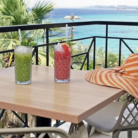 Akti Hotel 2*